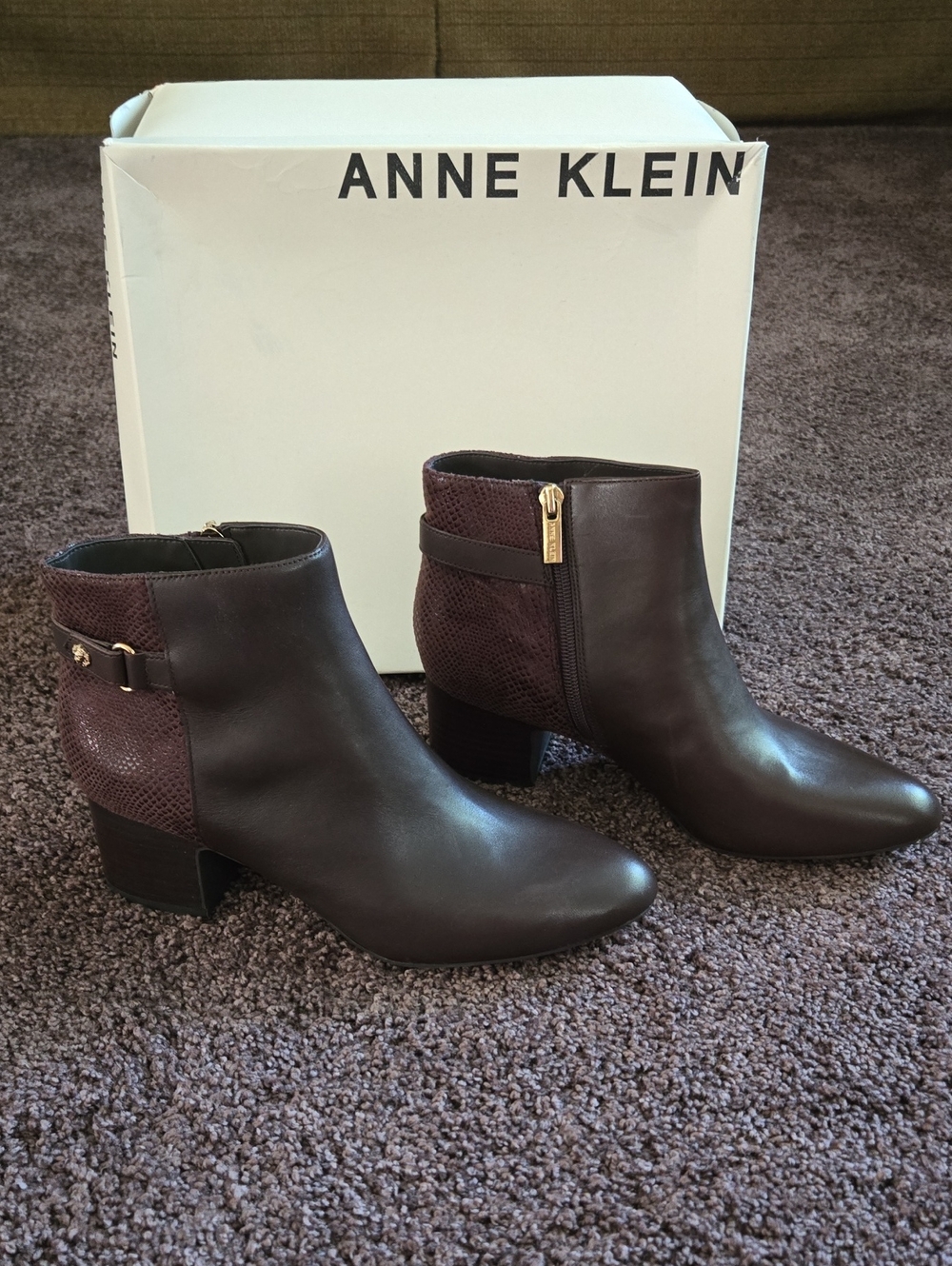 NEW Anne Klein Brown Leather Ankle Booties 8 M